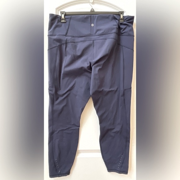 Athleta Rainier Legging - Picture 2 of 6